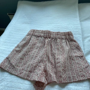 Zara shorts  - Short från Zara, knappt använda🫶🏻
