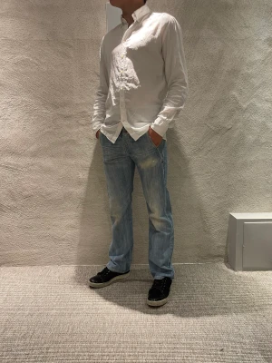 Replay jeans - Hej! Säljer nu dessa super feta replay jeans. W 30. Modell på bilden är 188cm och 82kg