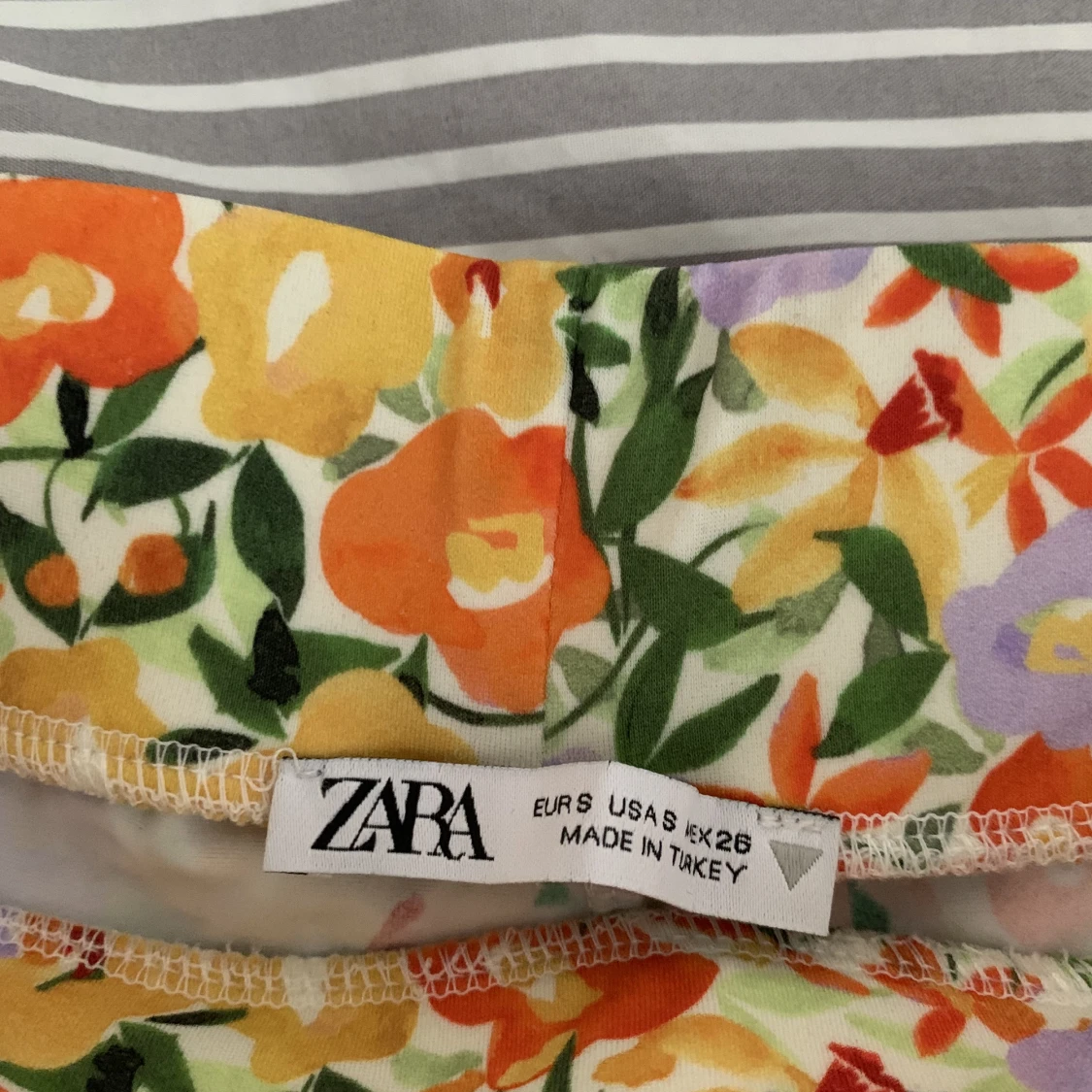 Blommiga shorts - 90