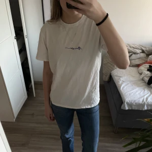 Tshirt - Tshirt köpt i england💙
