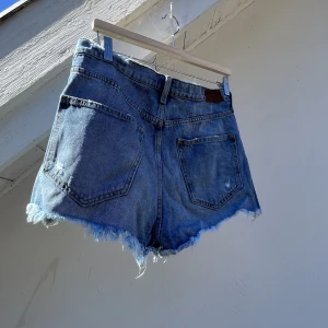 Shorts H&M boyfriend 38 - Super cool shorts från H&M 