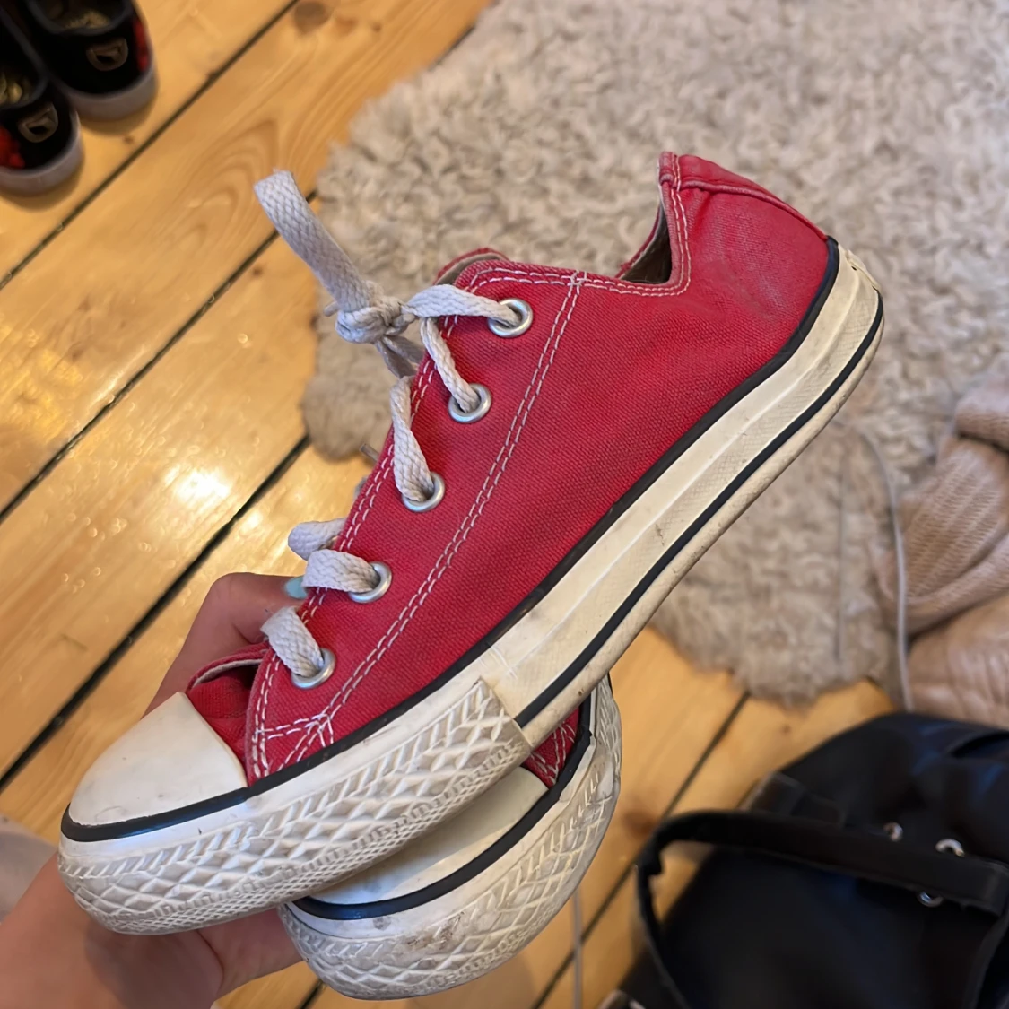 Röda Converse  - 91