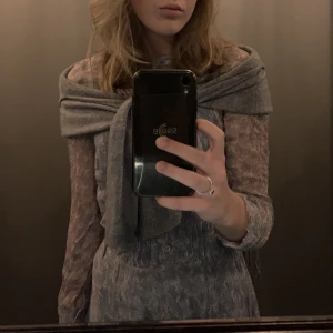 Zadig Voltaire klänning  - Så otroligt fin klänning från zadig Voltaire i 100% silk, den har en underklänning som går att ta av. Hör av er om ni vill ha fler bilder✨