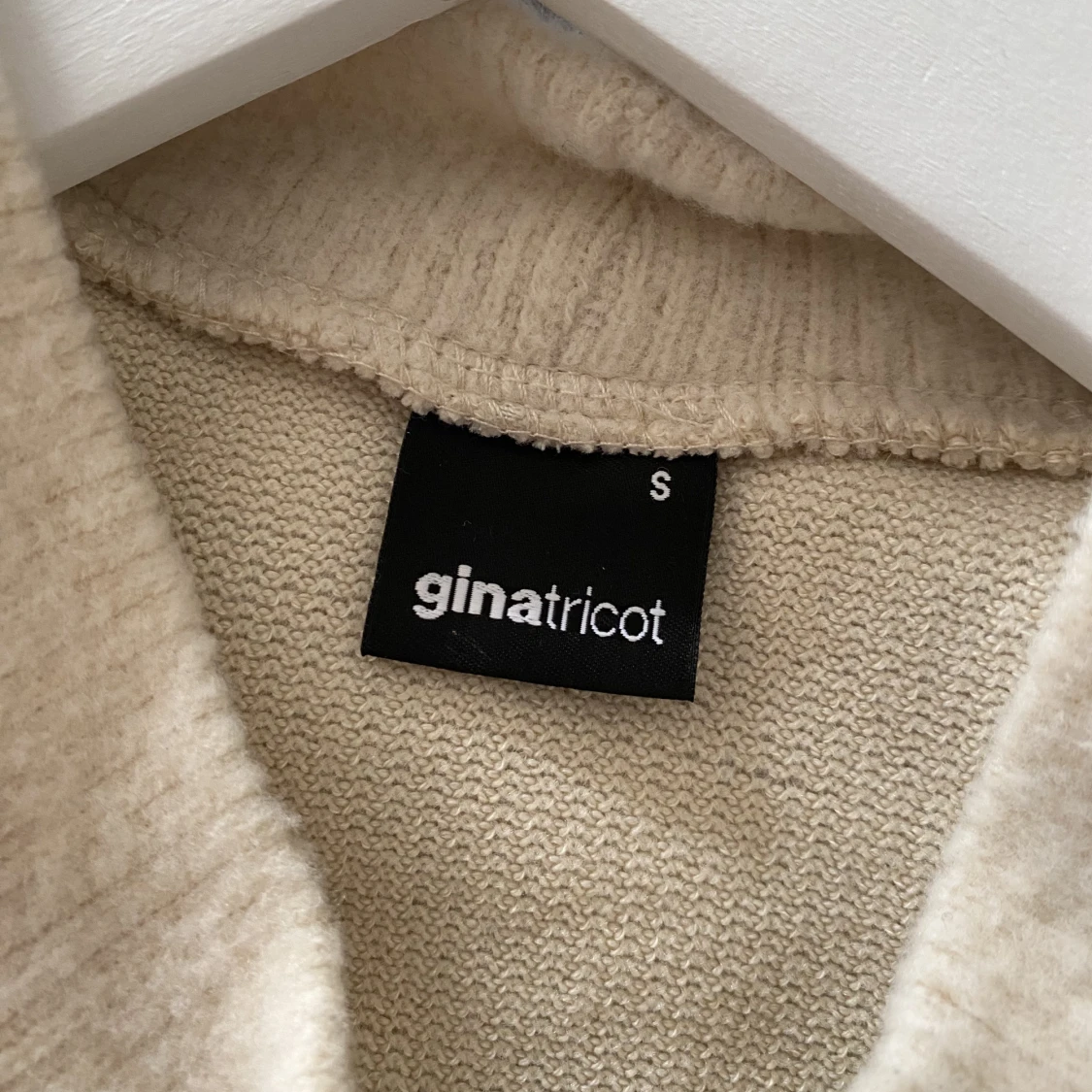 Tröja - Gina Tricot - 90