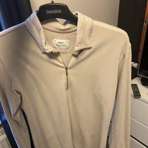 Cizere zip shirt Inköpt för 1400kr Gott skick