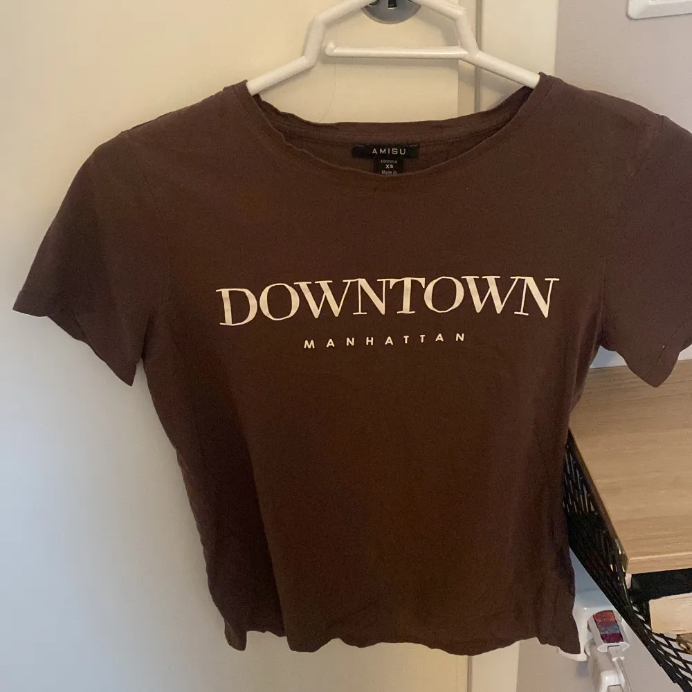 Fin t-shirt. T-paidat.