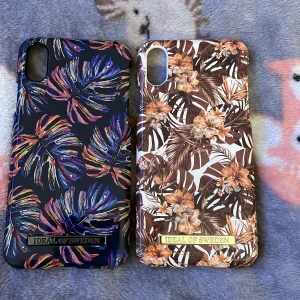 ideal of sweden - väldigt fräscha och knappt använda. har bytt telefon så nu har jag bara massa skal som ligger, 20 för båda!