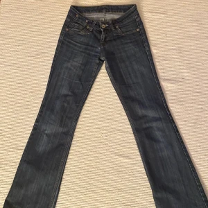 lågmidjade jeans - lågmidjad jeans 