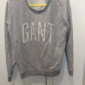 Gant tröja - Liten i storleken passar M/L