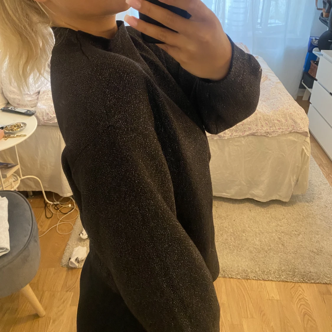 Glittrig stickad tröja - 90