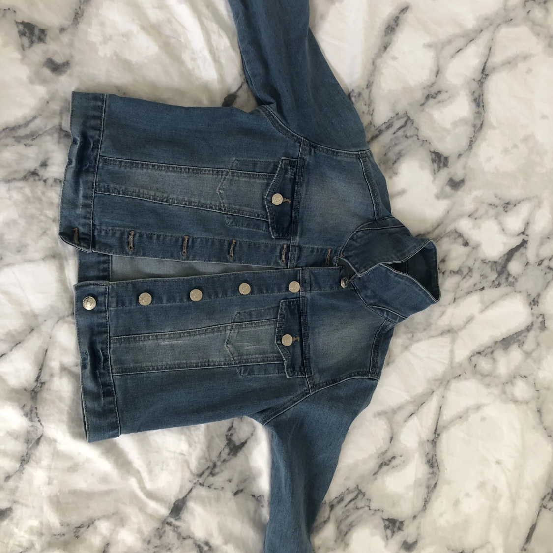 Helt nya kläder som har använt Max två gånger☺️ - 91