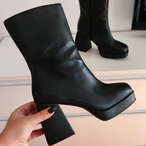 NLY shoes black boots 37 - Women Minimalist Side Zipper Chunky Heeled Classic Boots, Fashion Outdoor Boots
