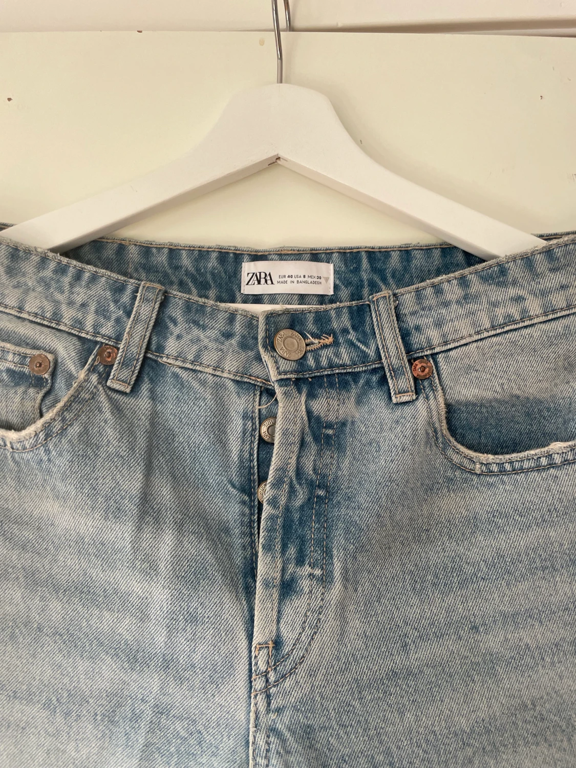 Zara jeans