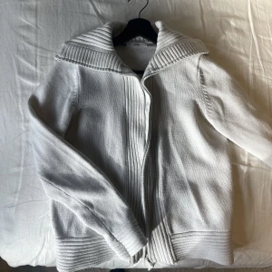 Vintage kofta - Superfin zip-tröja köpt vintage. Passar XS-M. I väldigt fint skick.