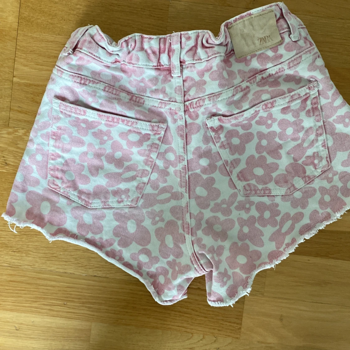 Coola korta shorts från Zara - 90