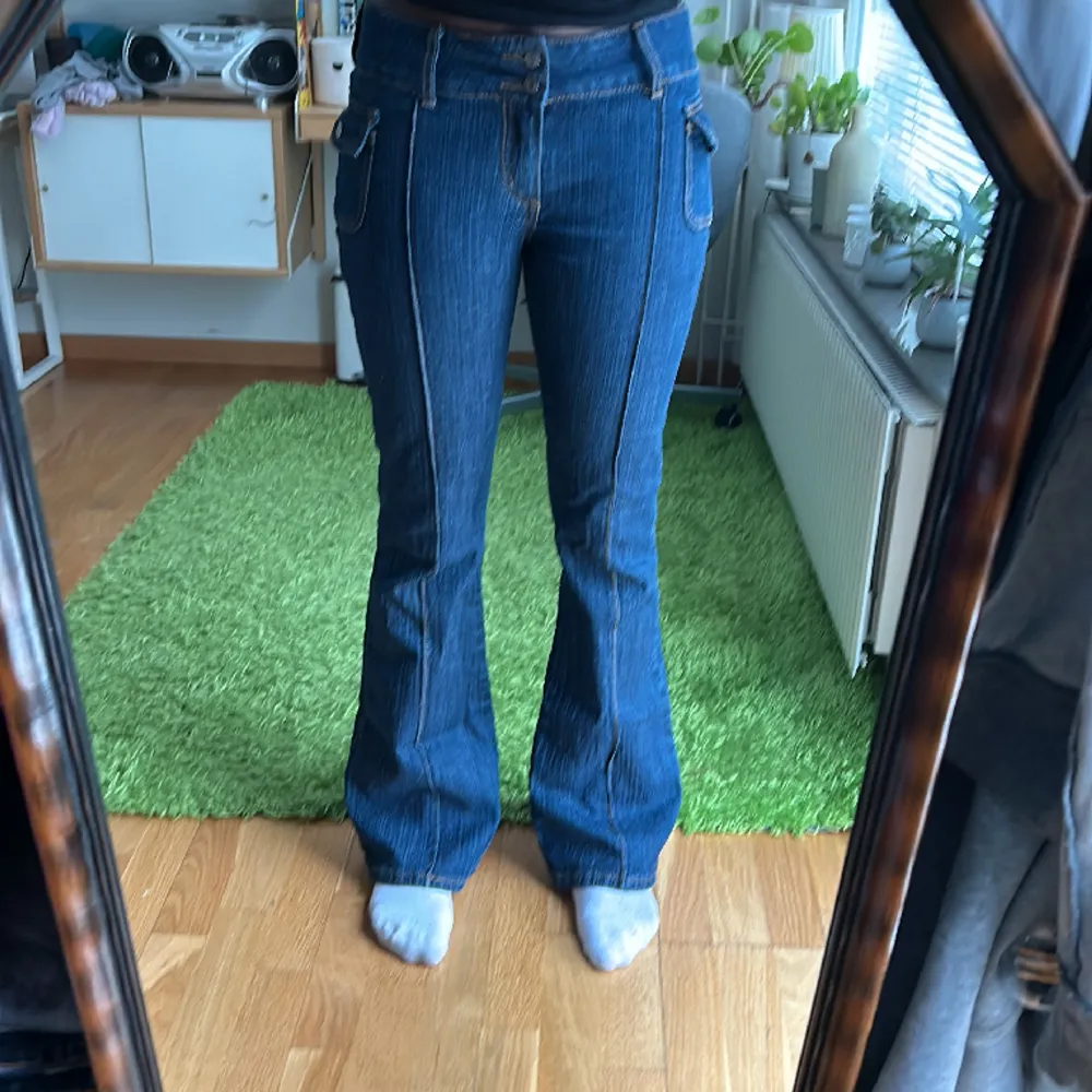 Lågmidjade jeans från brandy Melville knappt använda.. Jeans & Byxor.