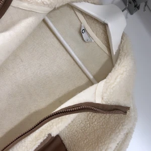 Fleecejacka - Använd ett fåtal gånger. Mycket bra skick.