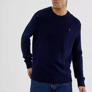 Polo ralph lauren stickad tröja  - Hej❣️hjälper min lillebror sälja sin stickade Ralph Lauren tröja. Jättefint skick, inga defekter etc. Hyfsat ny, använd ca 3 gånger💕lånad bild, kom privat för fler bilder❣️