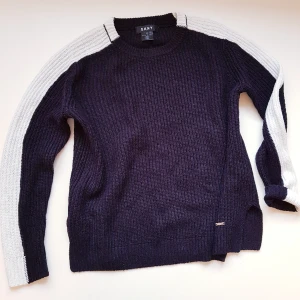 Stickat DKNY xs s - Dam stickat Dkny xs s bra skick 