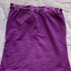 lila topp - bra skick 
