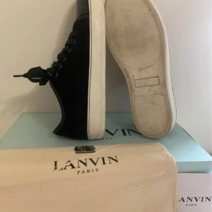 Lanvin skor - Storlek 43 använda sparsamt, väldigt gott skick, box osv medföljer