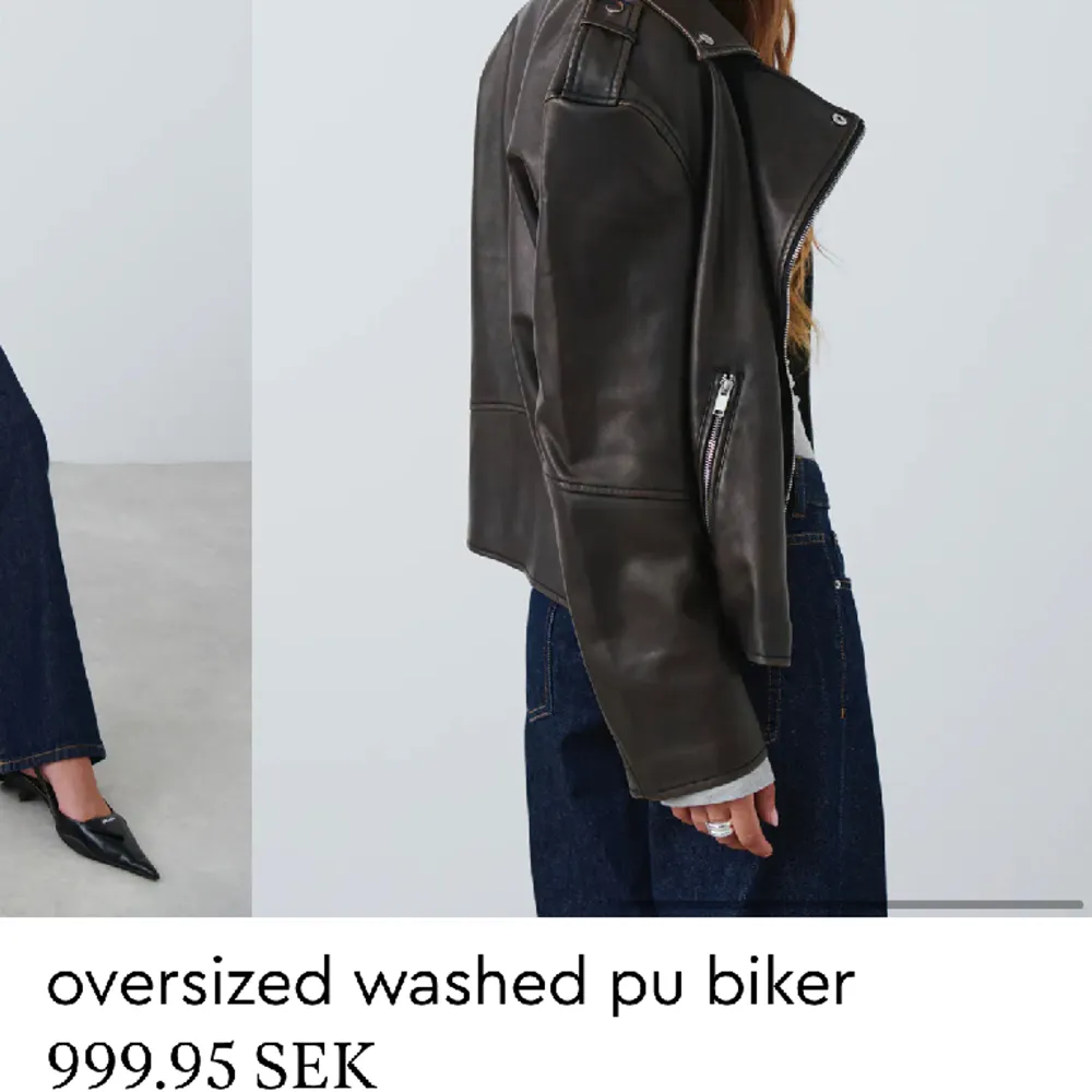 Oversized washed PU biker jacka från Gina Tricot i storlek XS/S. Alla lappar är kvar. Färgen ”Black Coffee”, mörkbrunish. Bilderna visar färgen bäst. Jackor.