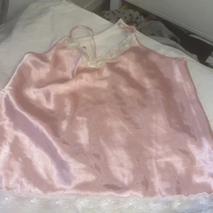 Spets linne  - Fint spets linne 