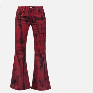 Lågmidjade jeans - Skit snygga lågmidjade jeans. Helt nya med lappar kvar, säljer pga för korta för mig som är 188