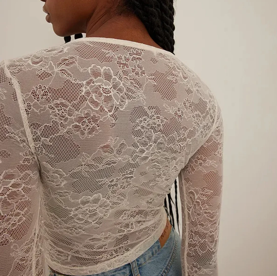 Cardigan med spetskupa - 2