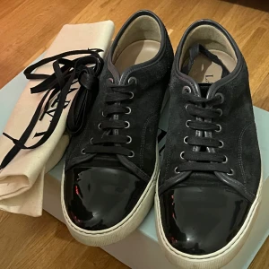 Lanvin  - Fina Lanvins till salu. De är i fint skick och orderbekräftelse visas vid önskning. Kom PM för mer info