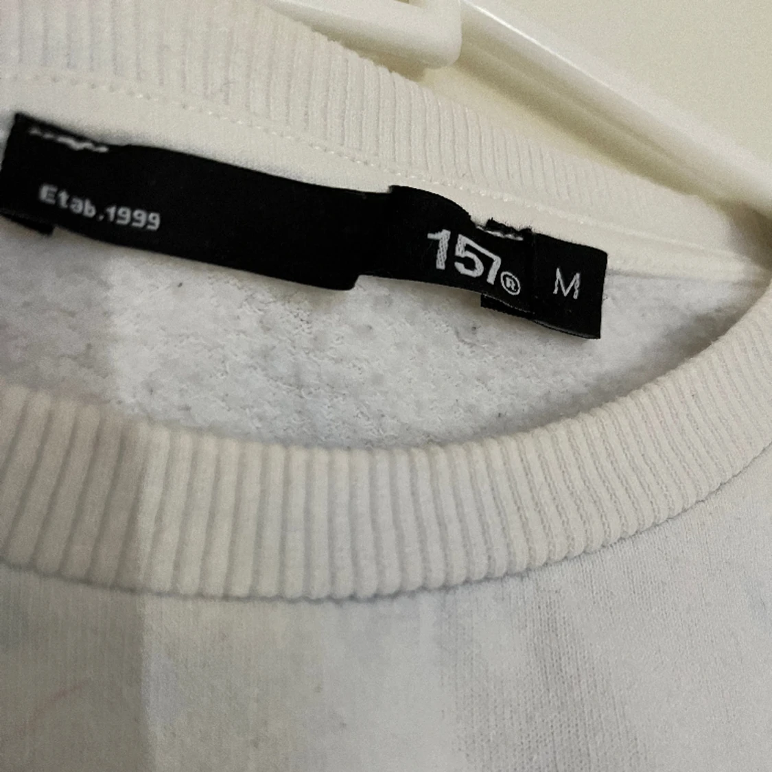 Blåvit tjocktröja  - 91