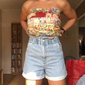 Jeansshorts - Mycket sköna 