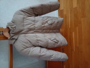 Cubus jacka - Ny jacka helt oanvänd, storlek 158, fin beige, lite över knäna