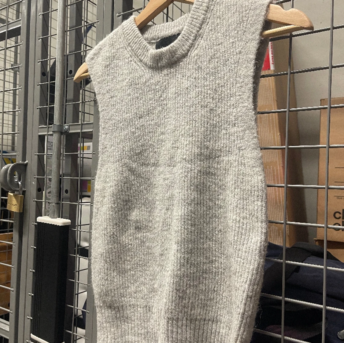 Pieces Tall - Ljusgrått stickat linne - 91