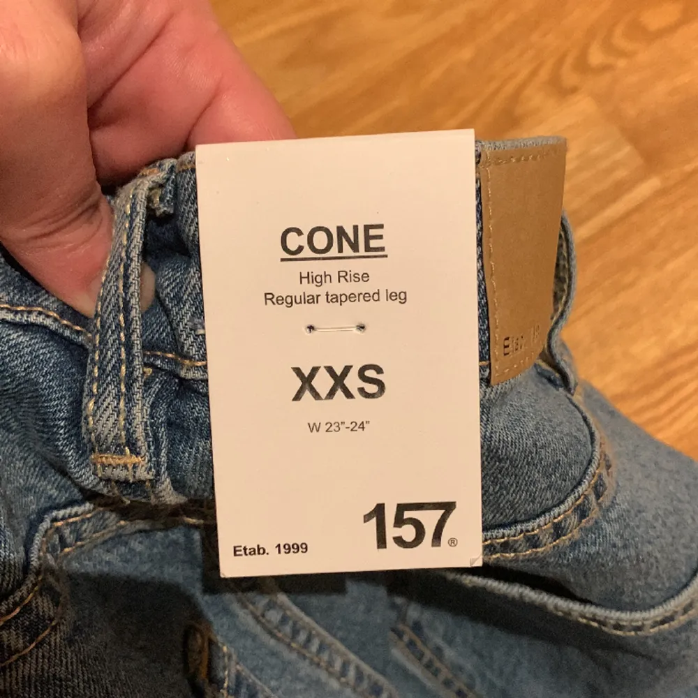 jeans från lager157 passar inte så väljer att sälja dem❤️ helt nya med lappar. Jeans & Byxor.