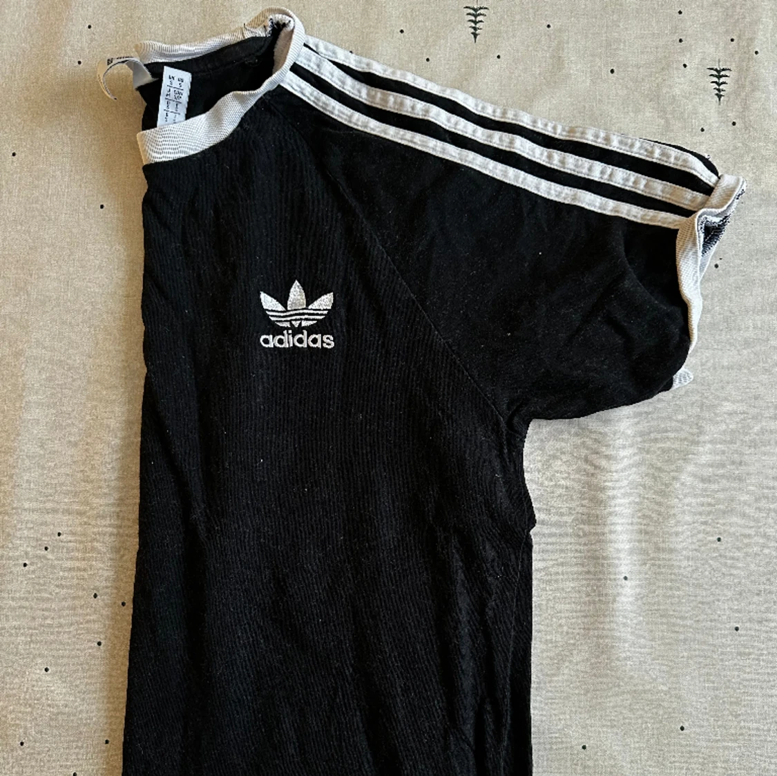 Adidas tshirt