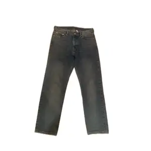 Weekday jeans i modellen space, 30/32
