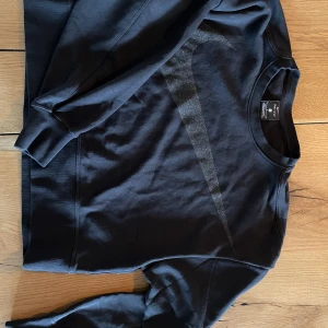 Nike tröja nyskick - Nike tröja, använd nån enstaka gång.