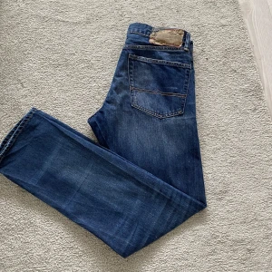 Ralph Lauren Jeans - Jeans från Ralph Lauren - Storlek: 31/32- väldigt fint skick - pris: 299 sek - nypris 1399 sek