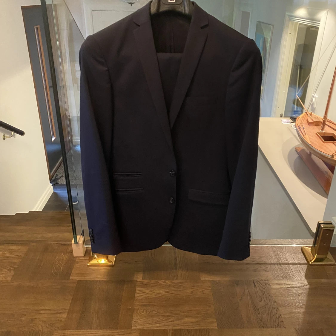 Tiger of sweden kostym