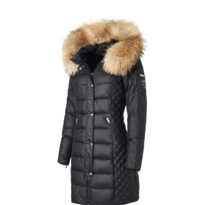 Rock and Blue Beam Jacka - RockandBlue Beam Jacket. Äkta päls. Inköpt 2020 men endast använd sparsamt under en vinter. Jackan är i väldigt fint skick. Nypris 4199 kr från Miinto. Rök och djurfritt hem! Pris kan diskuteras.