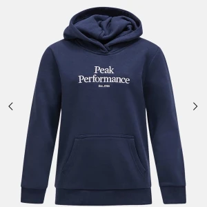 Peak performance hoddie  - Super snygg och super skön hoodie från peak performance❤️ Säljer för 270 original pris 700kr