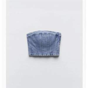 Säljer denna jeans korsett från zara då den är för liten jag kan också tänka mig att byta mot en i stl M