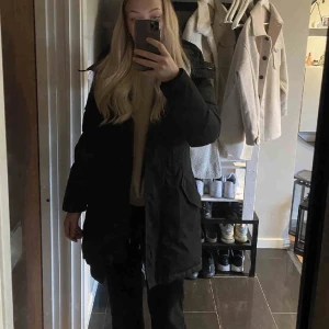 Canada goose  - CG Rossclair parka, Fint skick, inga skador. Kan bytas mot liknande