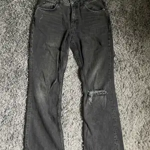 flare jeans gråa 