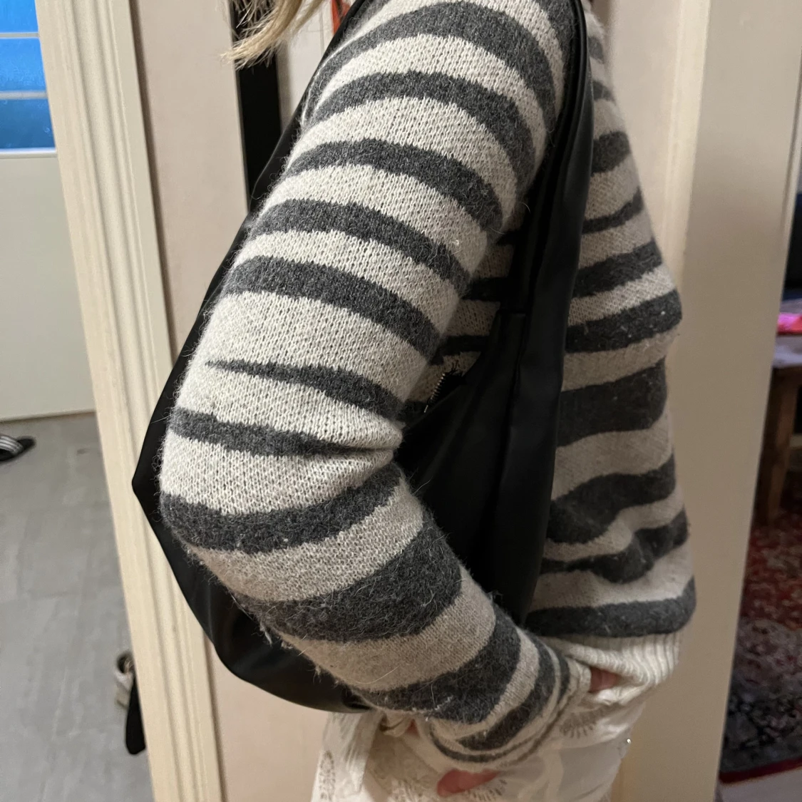 stickad randig tröja - 90