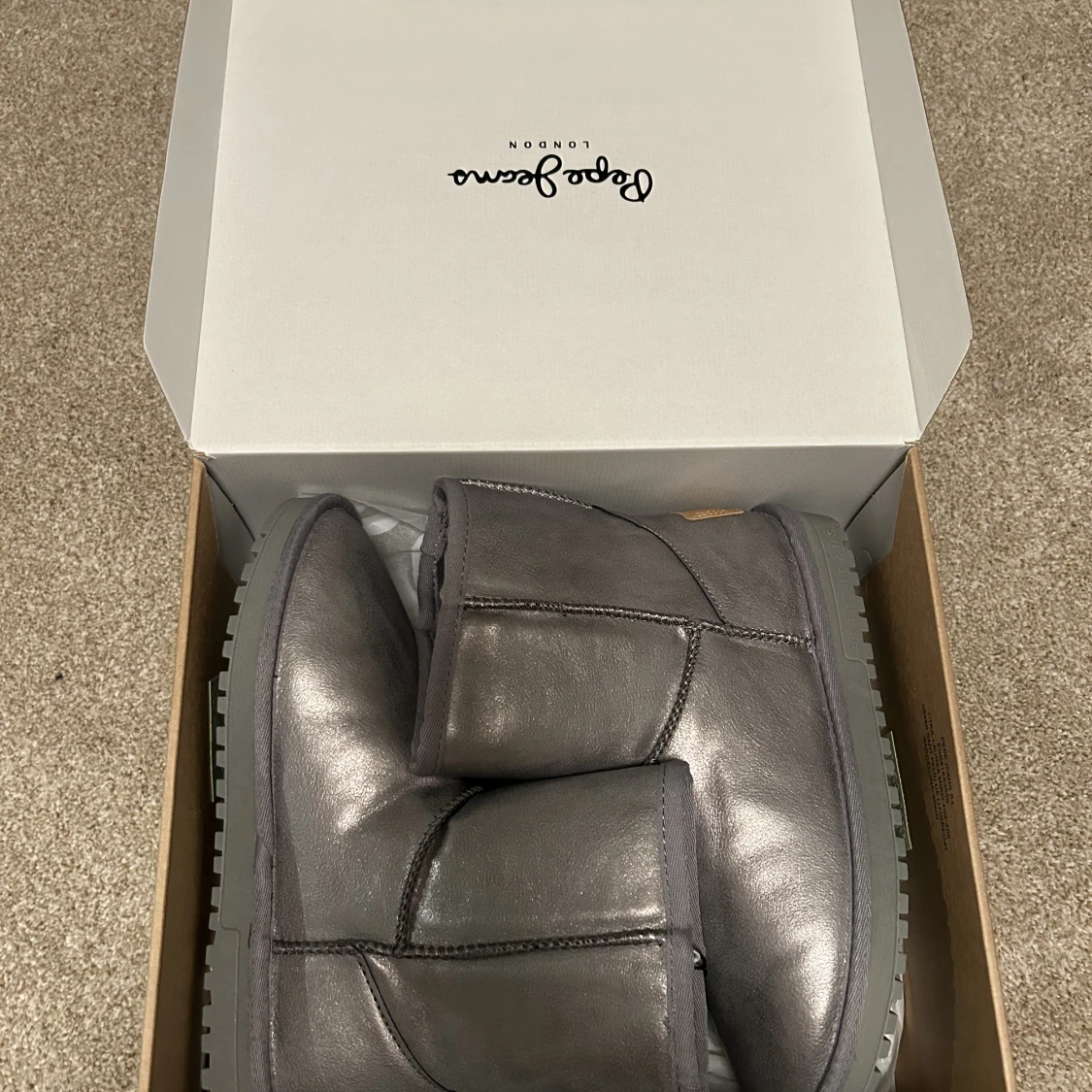 Silver ugs från Pepe Jeans London  - 91