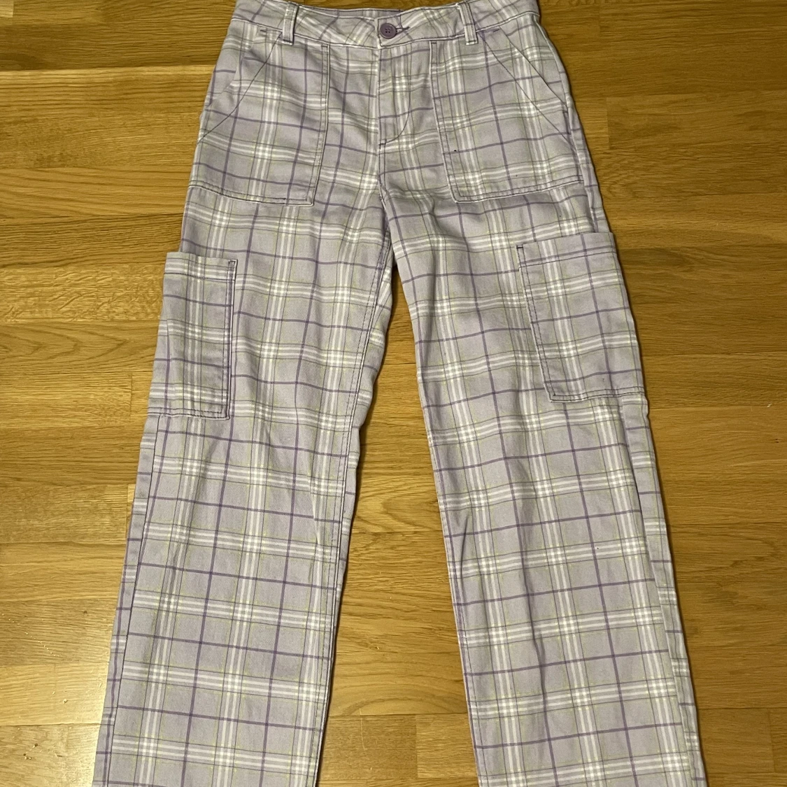 Ljuslila rutig byxa från HM