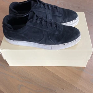 Axel arigato skor - 6/10 skick 