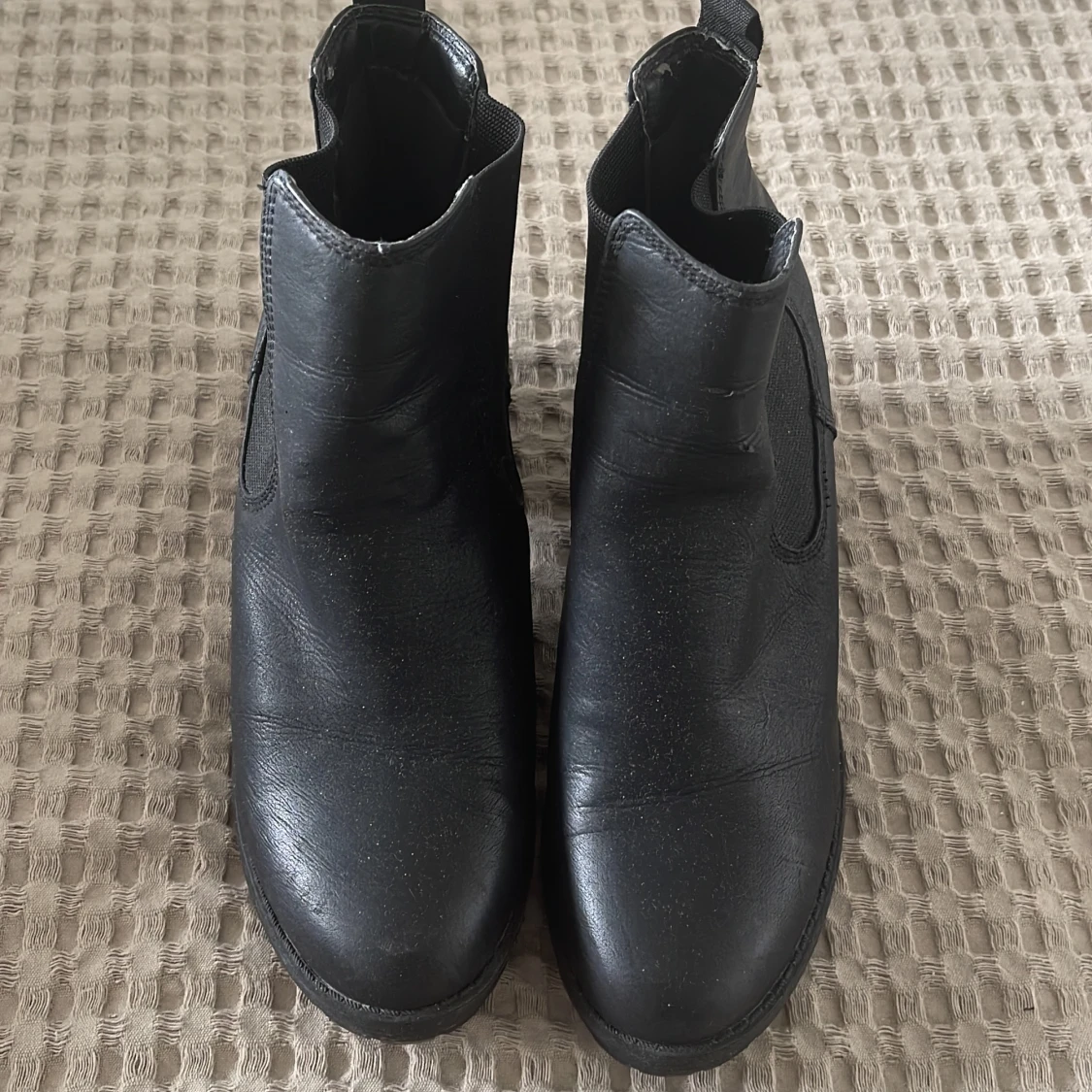Boots - 90